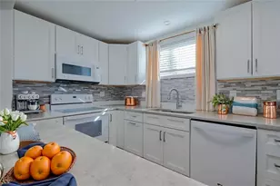 568 Orange Dr, Altamonte Springs, FL 32701 - Photo 14