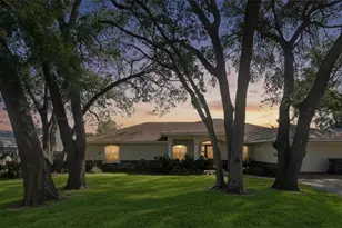 2120 Wildwood Ln, Auburndale, FL 33823 - Photo 4