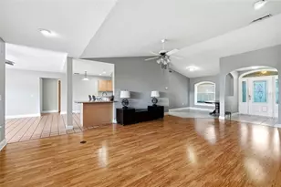 2120 Wildwood Ln, Auburndale, FL 33823 - Photo 14