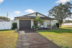 1001 Windbrook Dr, Deltona, FL 32725 - Photo 2