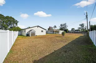 1001 Windbrook Dr, Deltona, FL 32725 - Photo 14