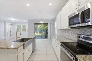 4079 Lake Bosse View Dr, Orlando, FL 32810 - Photo 10