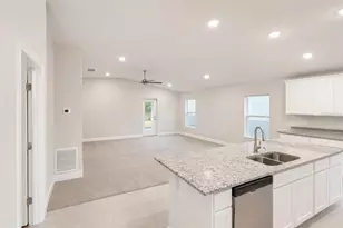 7552 Bent Tree Loop, Saint Cloud, FL 34771 - Photo 4