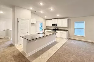 7528 Bent Tree Loop, Saint Cloud, FL 34773 - Photo 4