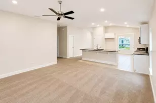 7528 Bent Tree Loop, Saint Cloud, FL 34773 - Photo 6