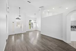 3133 Samosa Hill Cir, Clermont, FL 34714 - Photo 4