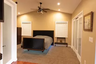 544 Farnum Dr, Tarpon Springs, FL 34689 - Photo 12