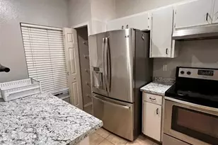 8674 Hunters Key Cir, Tampa, FL 33647 - Photo 6