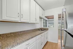 2124 Valencia Rd, Orlando, FL 32803 - Photo 14