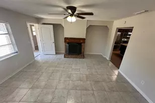 2211 Sunnyview Dr, Oviedo, FL 32765 - Photo 2