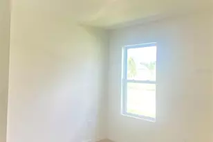 556 Talisi Loop, Saint Cloud, FL 34771 - Photo 4