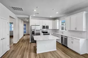 1909 Spring Shower Circle, Kissimmee, FL 34744 - Photo 2