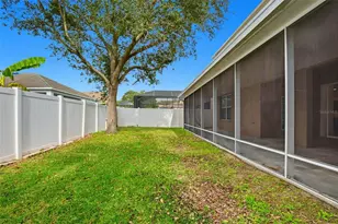 471 Westchester Hills Ln, Valrico, FL 33594 - Photo 36