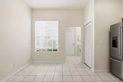 28516 Hanging Moss Loop, Wesley Chapel, FL 33543 - Photo 2
