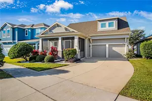 529 Blue Cypress Dr, Groveland, FL 34736 - Photo 2