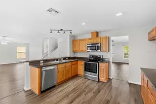 1015 Seneca Falls Dr, Orlando, FL 32828 - Photo 8