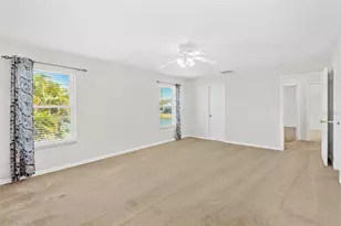 1015 Seneca Falls Dr, Orlando, FL 32828 - Photo 10