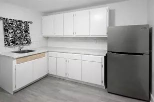 8917 N Willow Ave, Tampa, FL 33604 - Photo 12