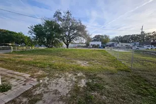 129 4th St, Orlando, FL 32824 - Photo 22