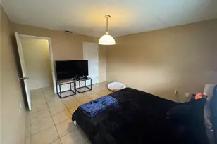 1218 Bermuda Lakes Ln, Kissimmee, FL 34741 - Photo 10