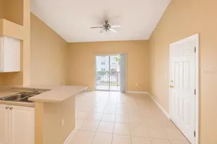 1218 Bermuda Lakes Ln, Kissimmee, FL 34741 - Photo 4