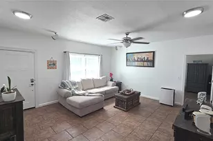 311 W Lewis Ave, Apopka, FL 32712 - Photo 8