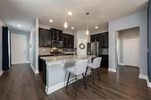 1398 Riley Cir, Deland, FL 32724 - Photo 2