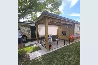 2845 NE 104th Avenue, Silver Springs, FL 34488 - Photo 14