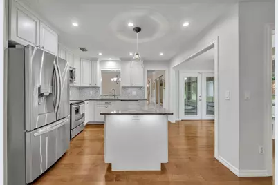 652 W Cadillac Drive, Altamonte Springs, FL 32714 - Photo 16