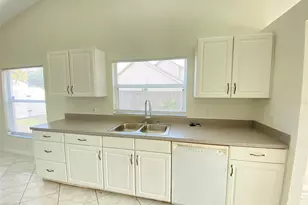 9637 Lake Douglas Pl, Orlando, FL 32817 - Photo 8