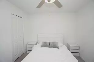 6417 Ten Acre Ct, Zephyrhills, FL 33541 - Photo 16