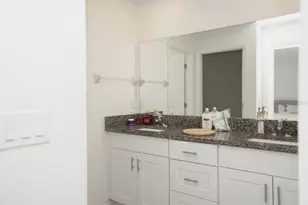 6417 Ten Acre Ct, Zephyrhills, FL 33541 - Photo 18