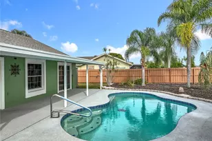 3602 Daventry Ct, Orlando, FL 32817 - Photo 2