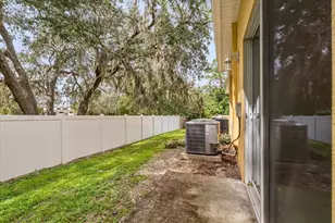 2049 Royal Vista Ct, Orlando, FL 32817 - Photo 26