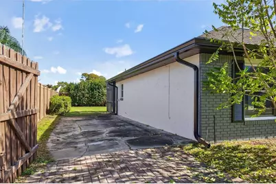 5427 Ming Drive, Belle Isle, FL 32812 - Photo 2