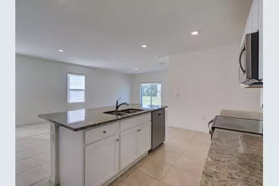 2501 Ribbon Fall Avenue, Davenport, FL 33837 - Photo 12