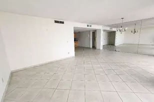 2828 N Atlantic Ave, Daytona Beach, FL 32118 - Photo 2