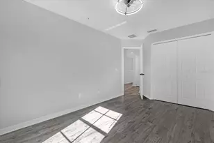 9450 Silver Buttonwood St, Orlando, FL 32832 - Photo 18