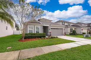 902 Grand Hilltop Dr, Apopka, FL 32703 - Photo 2