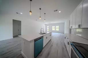 4705 SW 159th Ln Rd, Ocala, FL 34473 - Photo 2
