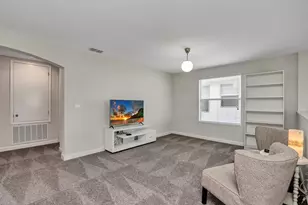 4769 Kings Castle Cir, Kissimmee, FL 34746 - Photo 26