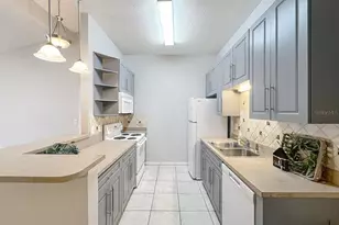 185 N Pearl Lake Causeway, Altamonte Springs, FL 32714 - Photo 10