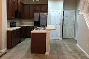 9438 Tawnyberry St, Orlando, FL 32832 - Photo 10