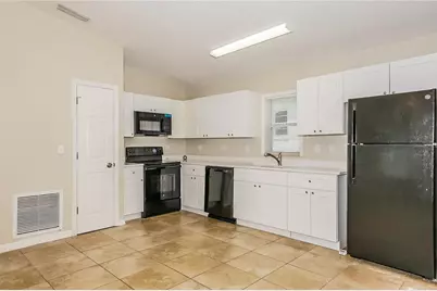 824 Pinewood Street, Daytona Beach, FL 32117 - Photo 6