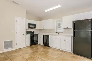 824 Pinewood St, Daytona Beach, FL 32117 - Photo 6