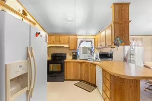 9102 Cr 747, Webster, FL 33597 - Photo 16