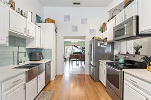 1016 Providence Ln, Oviedo, FL 32765 - Photo 8