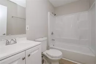 425 S Disston Ave, Tarpon Springs, FL 34689 - Photo 14