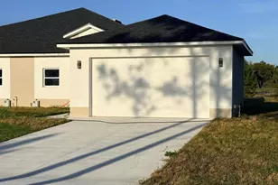 5303 Pebble Beach Dr, Sebring, FL 33872 - Photo 1