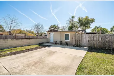 708 N Saint Clair Abrams Avenue, Tavares, FL 32778 - Photo 34